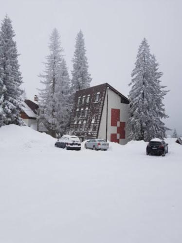 L&S Apartman Jahorina Kültér fotó
