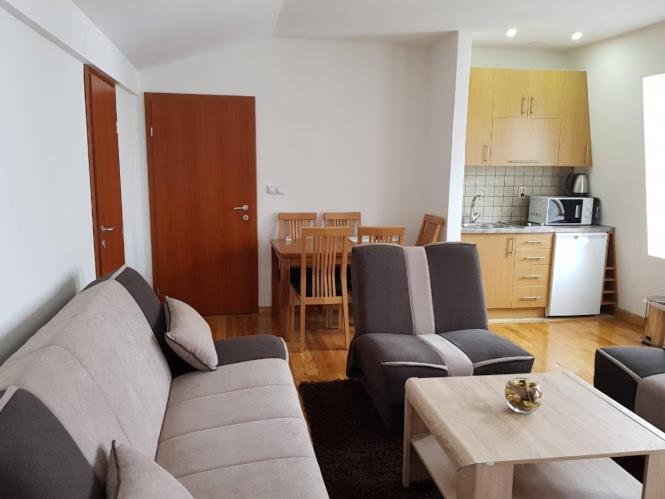 L&S Apartman Jahorina Kültér fotó